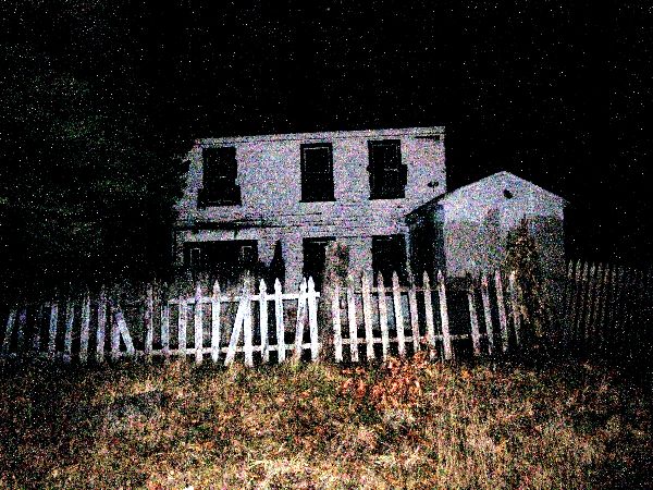 hauntedhouse1_2.jpg